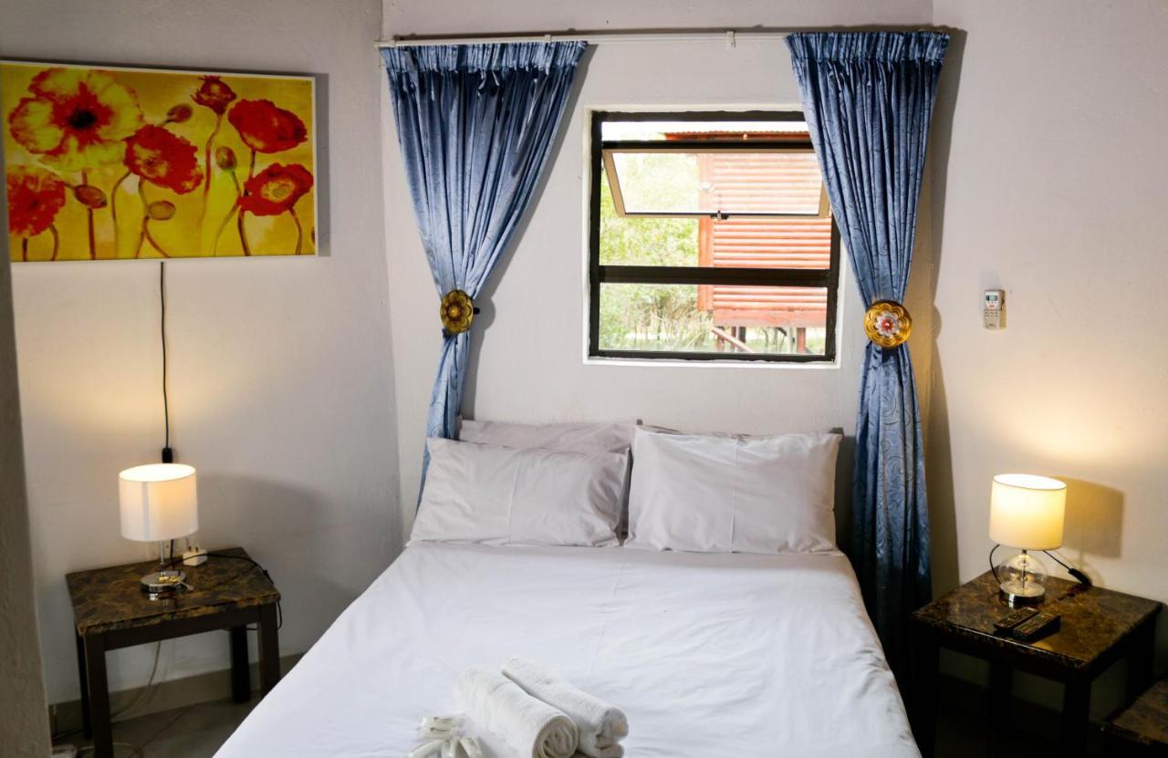 Nanisto Bush Lodge Marloth Park Εξωτερικό φωτογραφία
